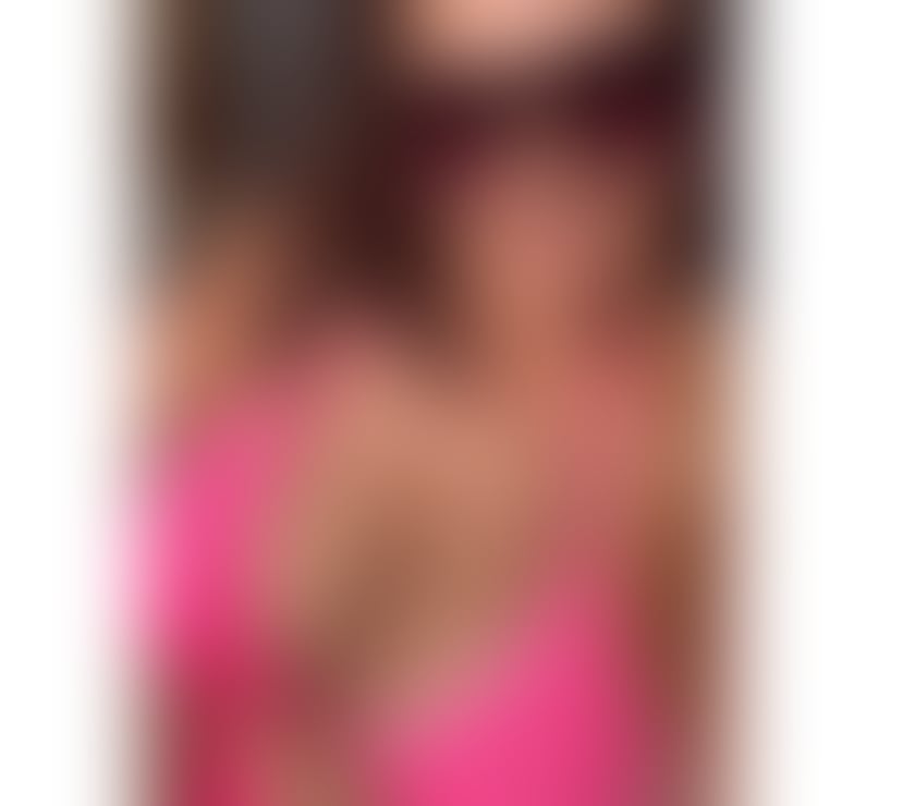 Escorts Kent Canterbury - Photos for Natural Curves in the Right Places