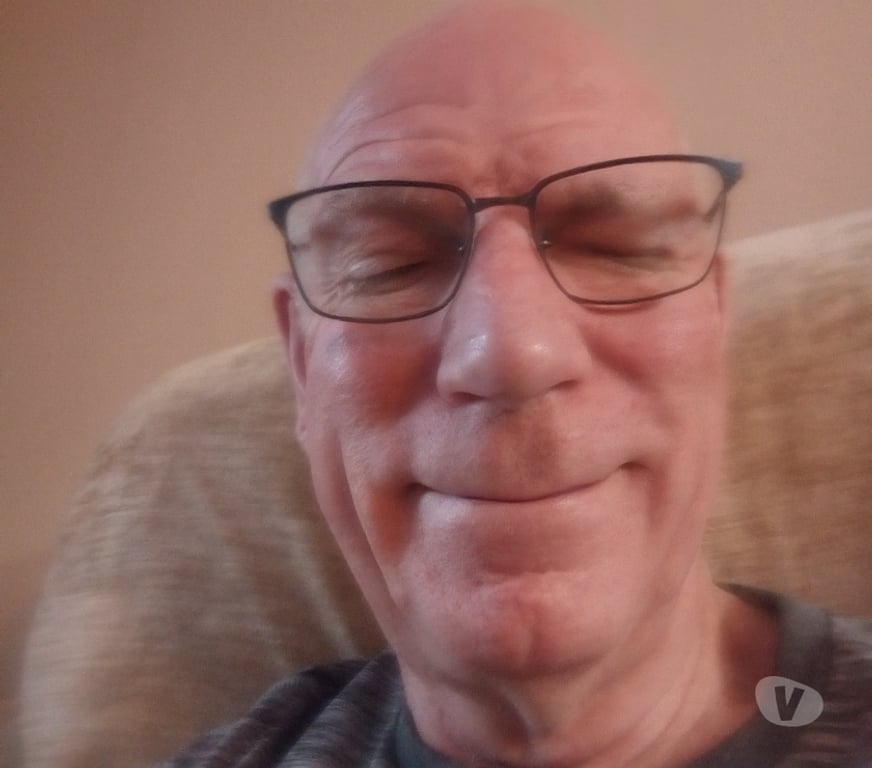 Escorts Leicestershire Charnwood - Photos for MATURE MALE gives OIL BODY MASSAGE for OPEN-MINDED FEMALES