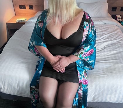 Escorts & Erotic Massage Runcorn Halton - Photos for Natalie 40FF in Runcorn