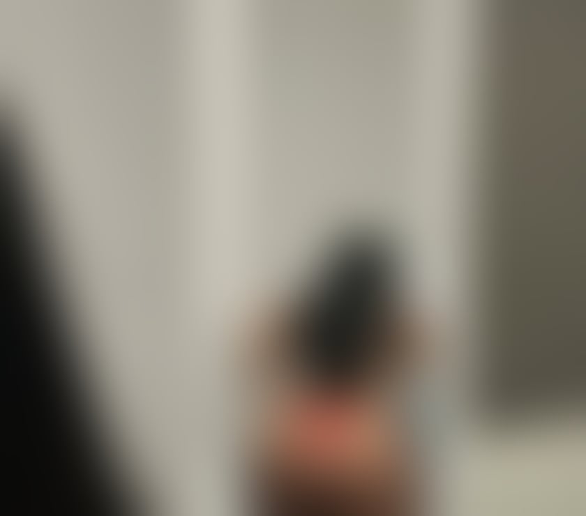 Escorts South East London Ladywell - South East London - Photos for Hello party girl hot outcall call me bby🥳