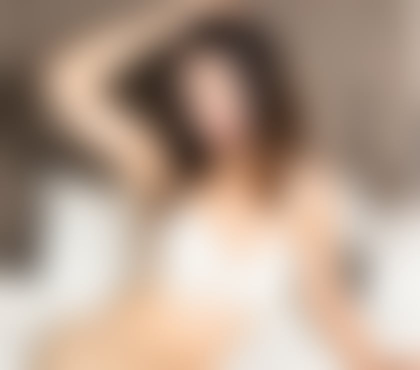  Escorts & Erotic Massage Harrow Town Centre Harrow - Photos for 🌟 Elegant Companion NEW in Harrow HA3 🌟