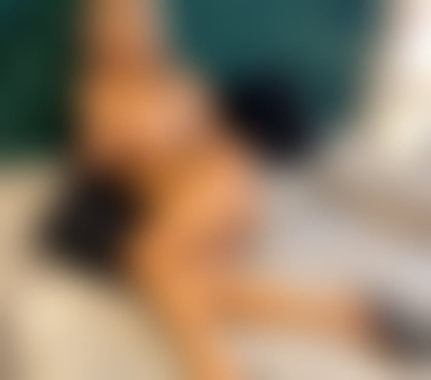 Escorts West London Hounslow - Photos for Hi guys Iβm Emma call me for service or text me π