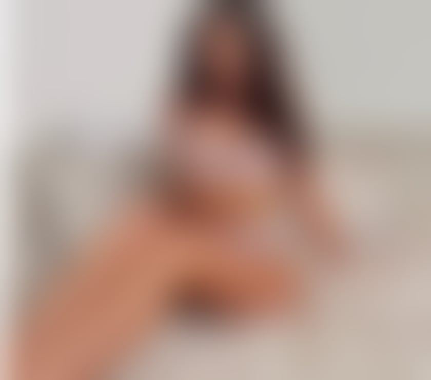 Escorts West London Hounslow - Photos for Hi guys I’m Emma call me for service or text me 💋