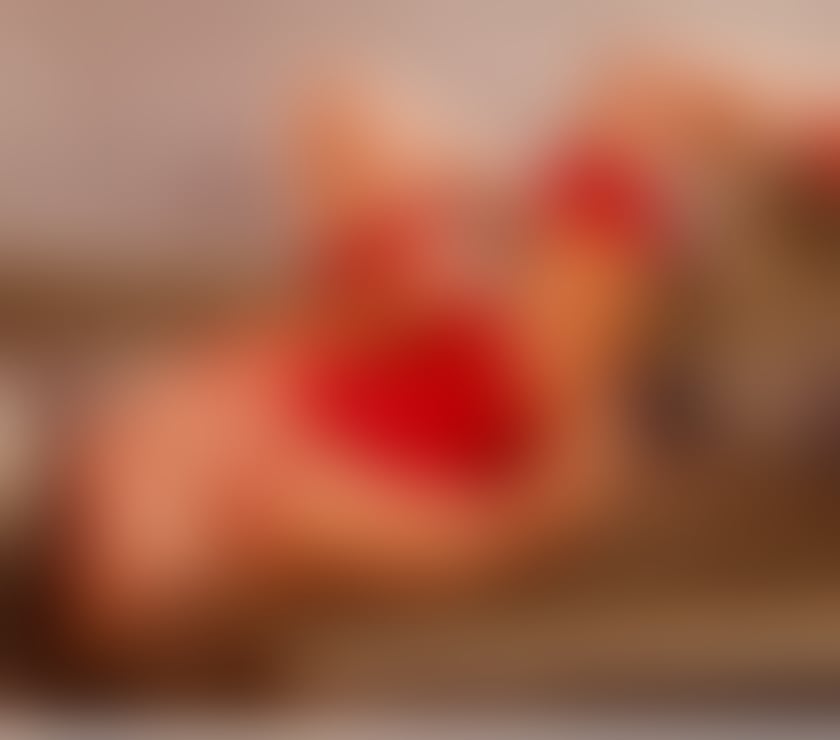 Escort Edinburgh Edinburgh - Photos for Genuine , Hot horny busty blonde blue eyes Scottish milf