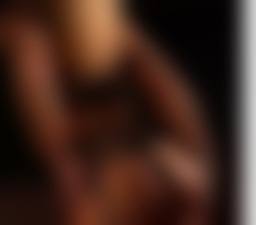 Escorts Edinburgh Edinburgh - Edinburgh - Photos for Genuine , Hot horny busty blonde blue eyes Scottish milf