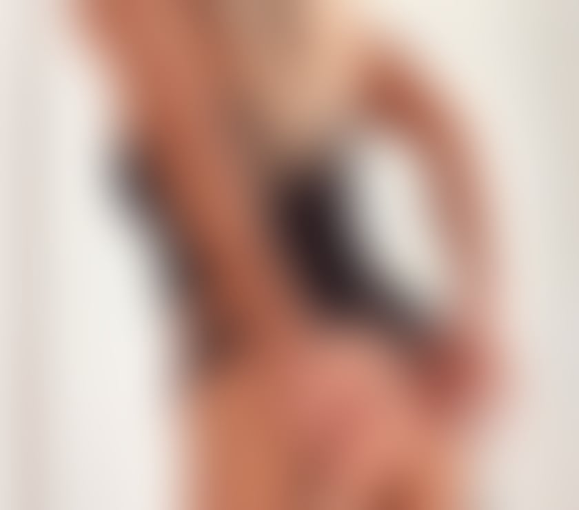 Escort Edinburgh Edinburgh - Photos for Genuine , Hot horny busty blonde blue eyes Scottish milf