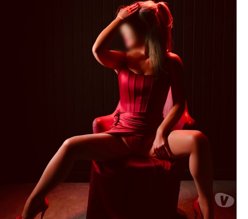 Escorts Edinburgh Edinburgh - Edinburgh - Photos for Genuine , Hot horny busty blonde blue eyes Scottish milf