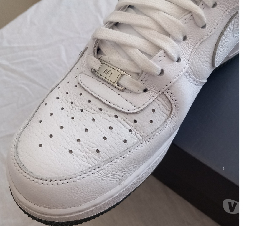hand made dresses Devon Plymouth - Photos for ABSOLUTE BARGAIN - Classic Nike Air Force 1 07 Trainers Whit
