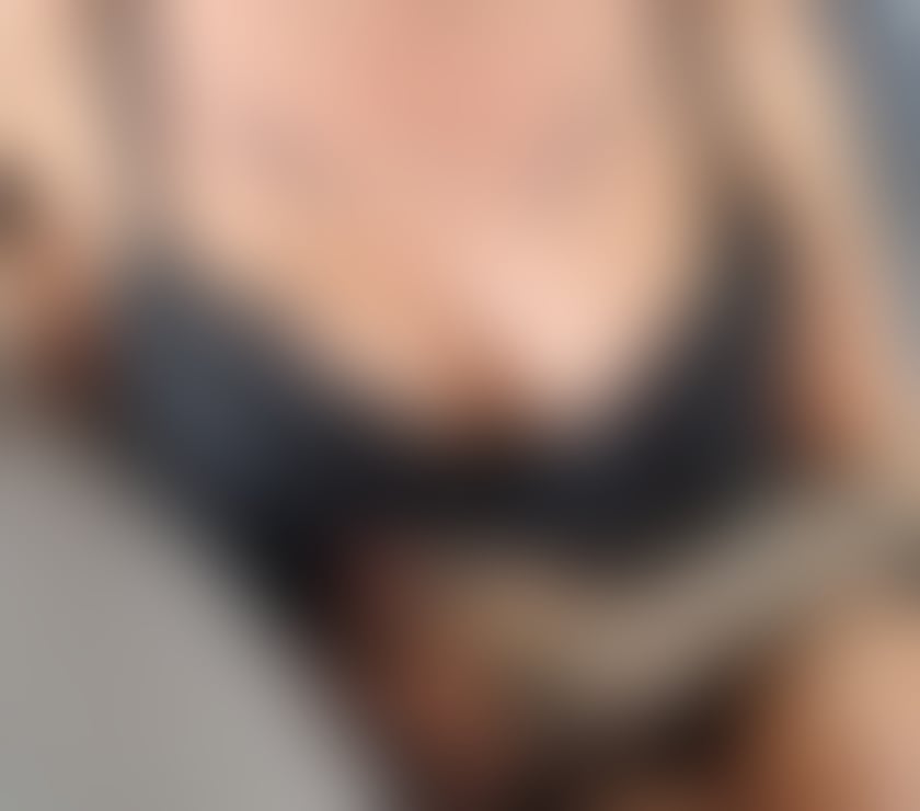 Escorts Nottinghamshire Nottingham - Photos for SAVANNAH SUDUCTIVE MILF