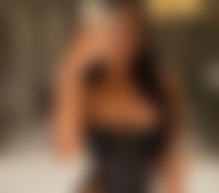  Escorts & Erotic Massage Stoke on Trent City Centre Stoke-on-Trent - Photos for JAMILA🎉 YOUR NAUGHTY PARTY GIRL🔥 🫦