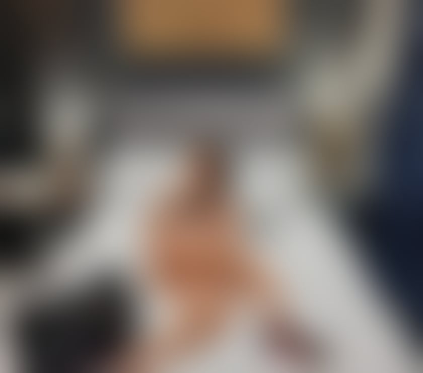 Escorts West London Acton Central Station - West London - Photos for Party girl just outcall