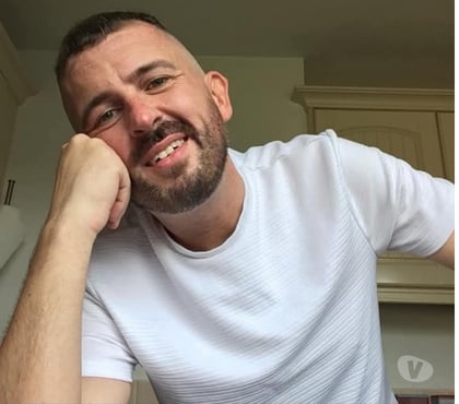 Escort Sutton Coldfield Birmingham - Photos for British straight boy Available Birmingham city centre