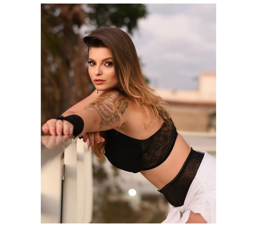 Escorts East London Canning Town - East London - Photos for ISA ❤️‍🔥 GOOD GIRL 🥳 GFE 🇧🇷 AVAILABLE 🟢