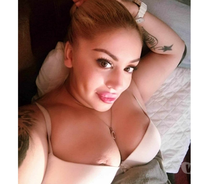 Escorts West Yorkshire Calderdale - Photos for Mona Moon best ever services Party girls 😋😋
