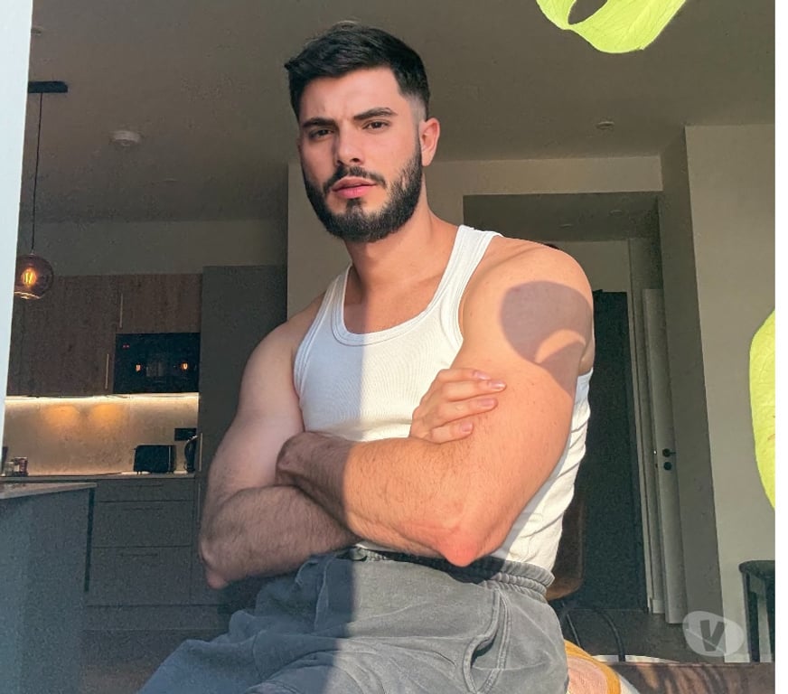  Gay massage West Midlands Birmingham - Photos for VIP ESCORT 🇧🇷