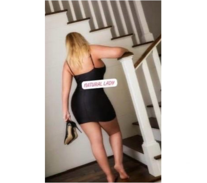 Escorts Essex Harlow - Photos for 👠MELLY MILF lady fun & party call my 07723536500👠