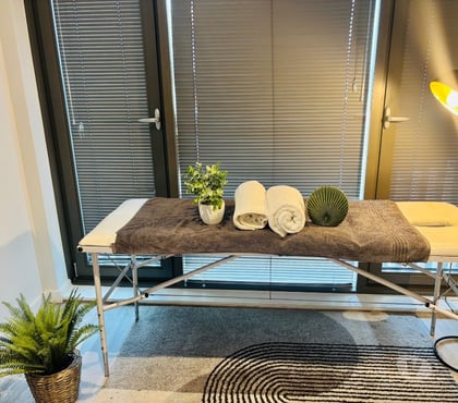 Massage Corporation Street Birmingham - Photos for Qualified massage in B5