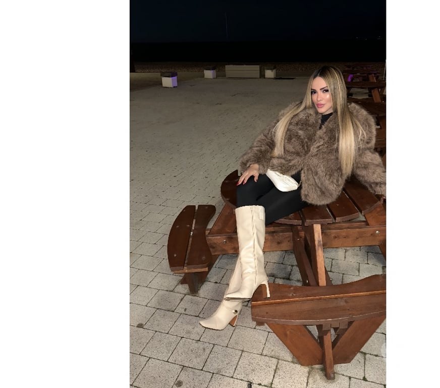 Escorts East Sussex Brighton - Photos for 🍓 💕⭐LARI THE BEST EXPERIENCE AVAILABLE NOW 🍓