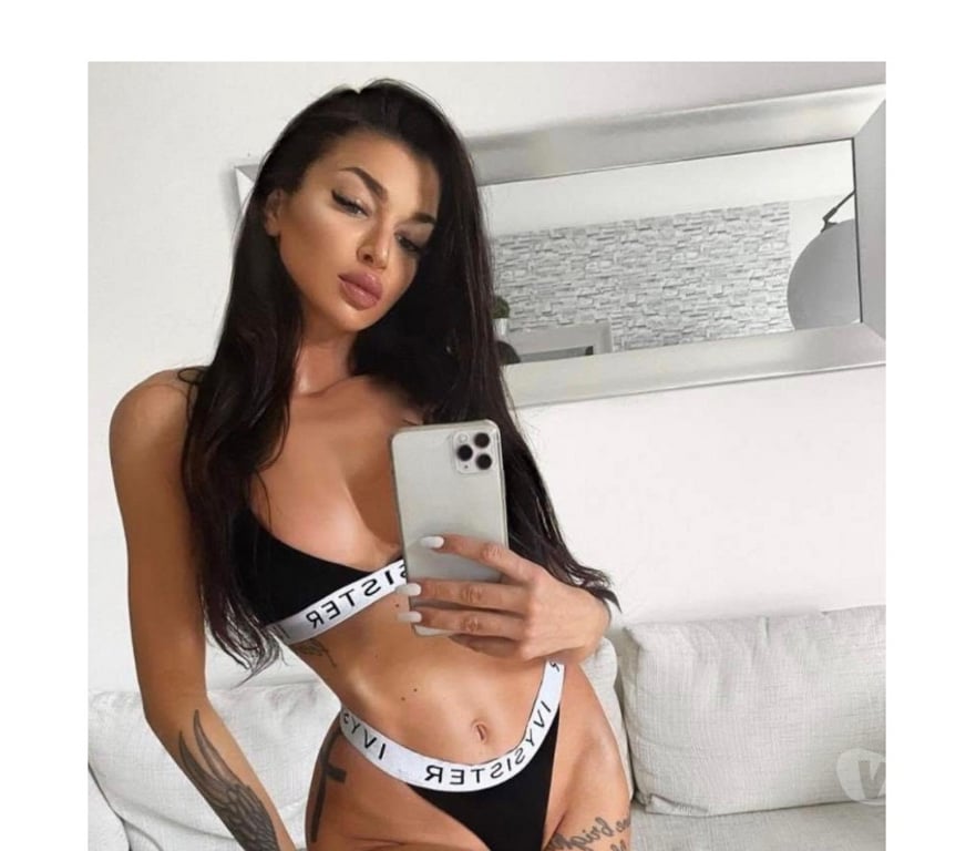 Escorts Lancashire Preston - Photos for Hey is my first day here new girl available for the party