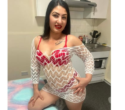 Escorts Croydon Town Centre Croydon - Photos for Best girls ready for a good service now 😘