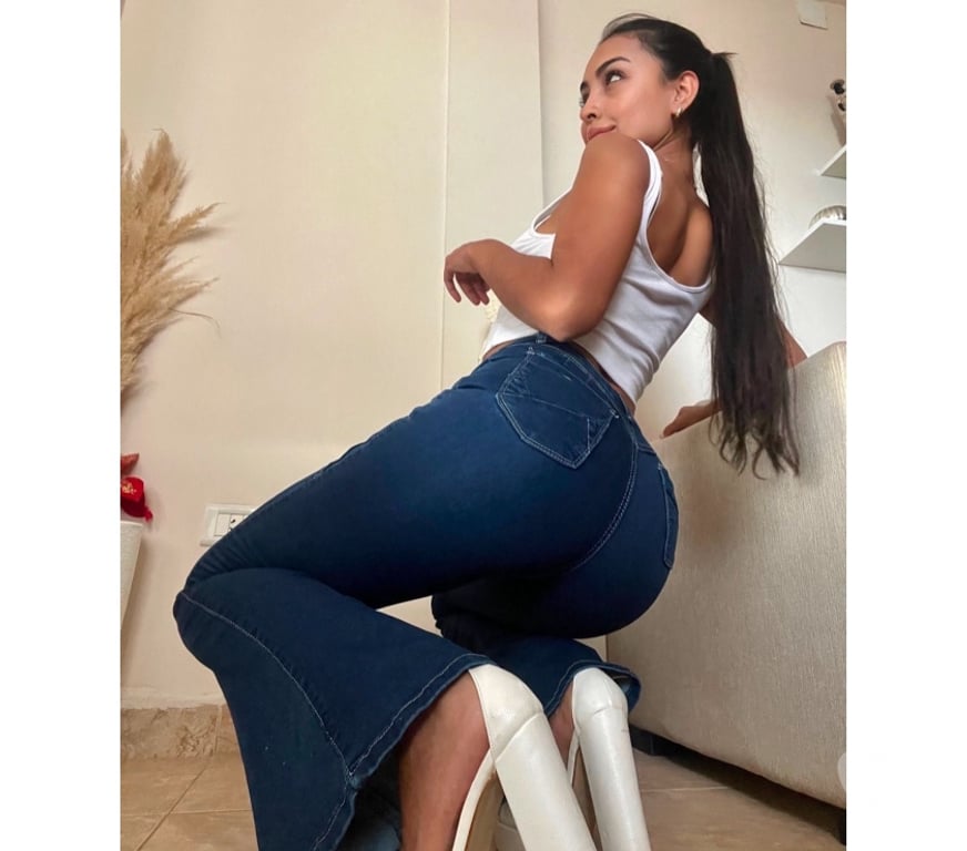 Escorts West Midlands Wolverhampton - Photos for 🌟FIRST DAY WOLVERHAMPTON 🌟 📸 Real