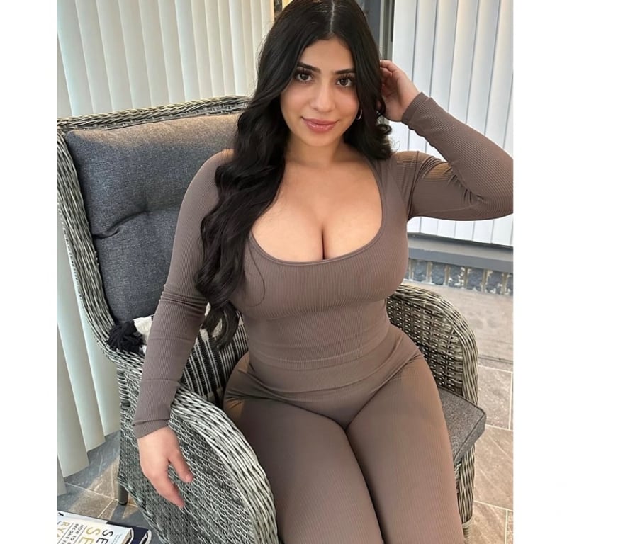 Escorts South West London Hatton Cross Station - South West London - Photos for AMARA 💖 I’m a happy Colômbia 🇨🇴 Girl in town.