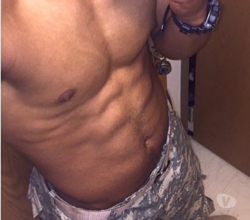 Escorts East London Stratford - East London - Photos for At your service 🍆🔥 your perfect play boy