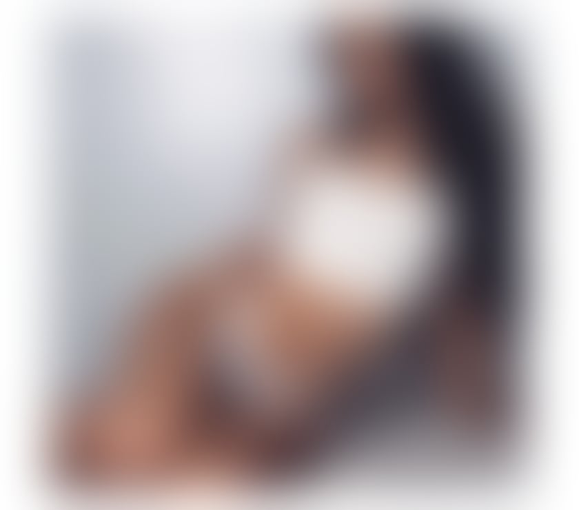  Escorts Hemel Hempstead Dacorum - Photos for Soothing Massage by Fit Brunette – Pure Relaxation