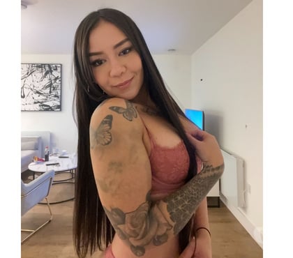 Escorts and Massages Leeds City Centre Leeds - Photos for ✨ Seductive, Elegant & Unforgettable 🌺🔥