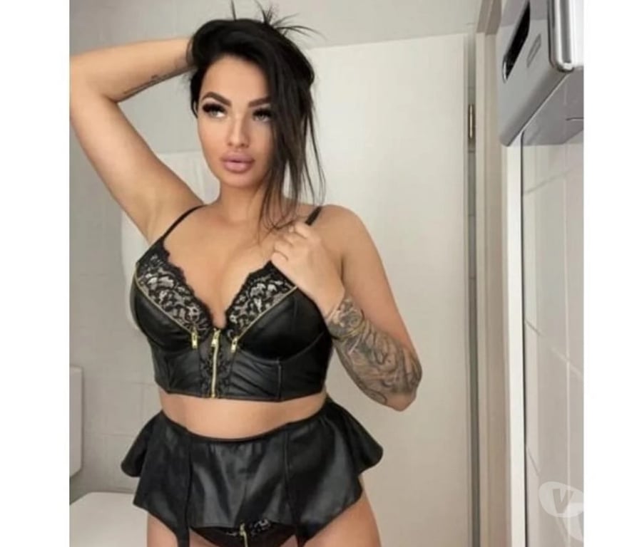 Escorts West Sussex Worthing - Photos for 🍒NAUGHTY CHRIS 🪩 🔝HOTTEST BRUNETTE 🔝PARTY
