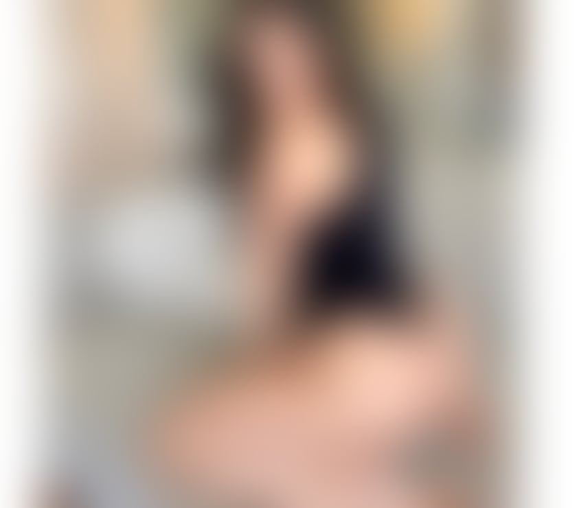 Escorts Camberwell South East London - Photos for MIA Sexy LATINA INCALL ❣️ HORNY LATINA ❣️