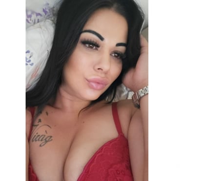 Escorts Enfield Town Enfield - Photos for Your girl “gulia