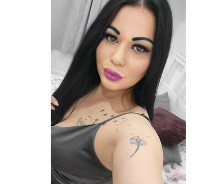 Escorts Enfield Town Enfield - Photos for Your girl Julia