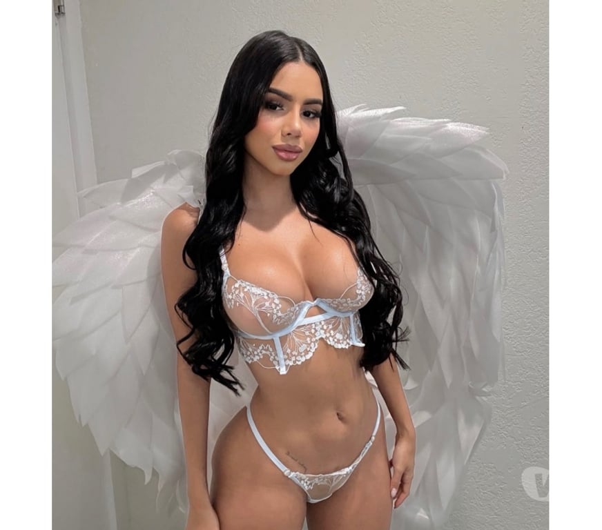 Escorts Surrey Guildford - Photos for 🔥Ayme new in TOWN. 🍑No rush services Outtcalls🔝