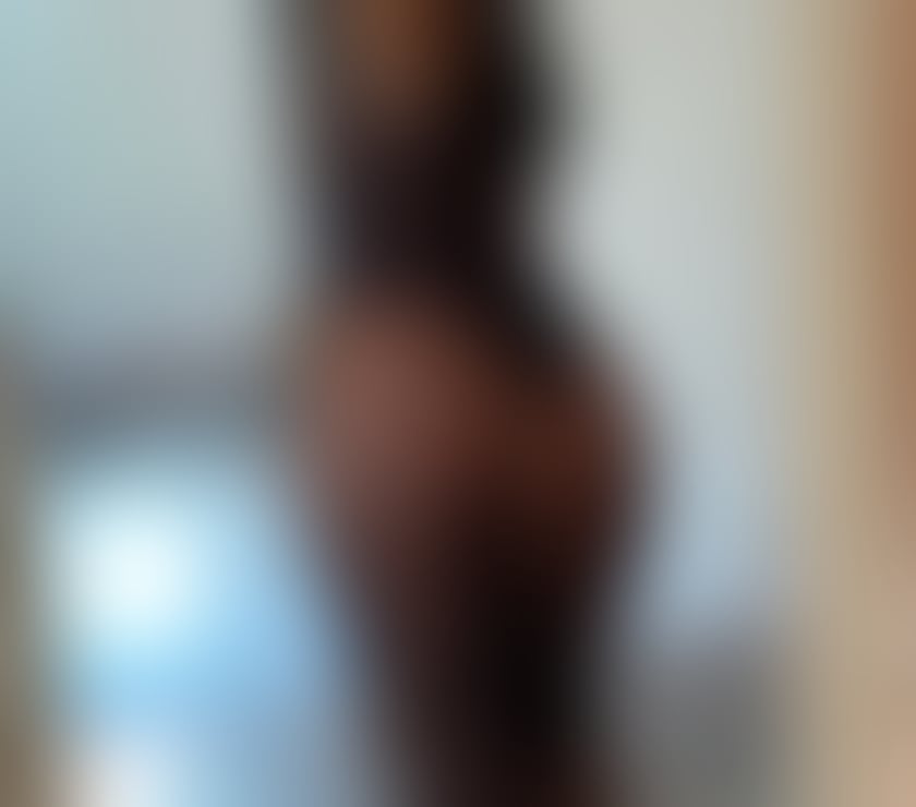  Escorts Barking Station East London - Photos for Hi I am a massage escort for more details call me I am 33 ye