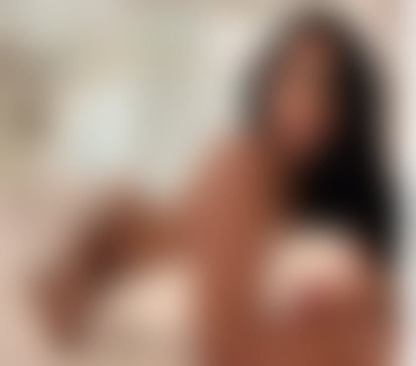 Escorts and Massages Leicester City Centre Leicester - Photos for Hot girl new in leicester queen for services😛😋