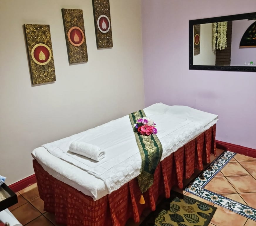Full body massage Greater Manchester Bolton - Photos for Sihalath Siam Spa Thai Massage