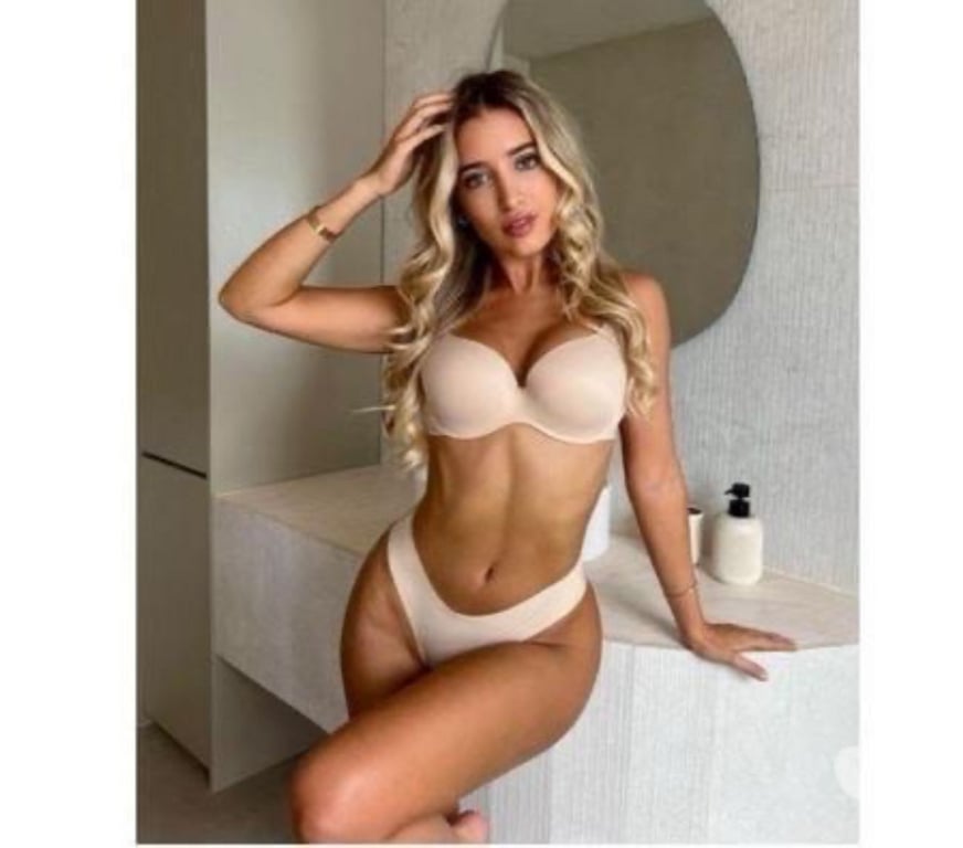 Escorts West Midlands Birmingham - Photos for Anais hot blonde
