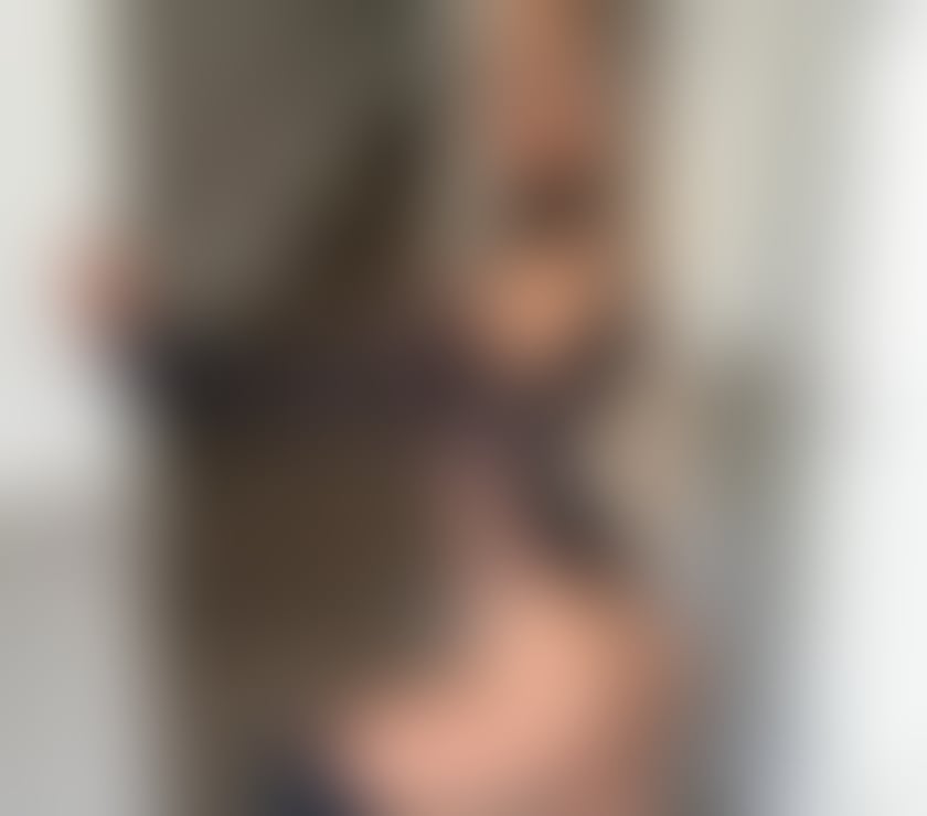 Escorts Worcestershire Redditch - images_alt_text Beatrice hot escort Birmingham