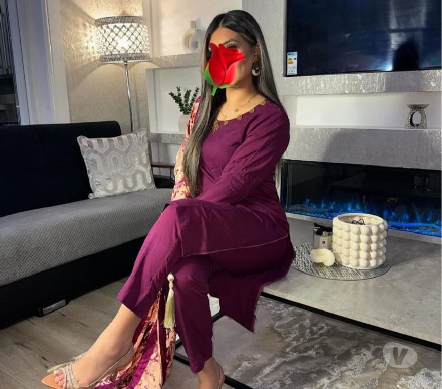 Escorts East London Shadwell - East London - Photos for Vip Indian escort and body to body massage in east london
