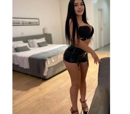 Escorts Peterborough City Centre Peterborough - Photos for Bella best service outcall and incall Party girl😍💋👅