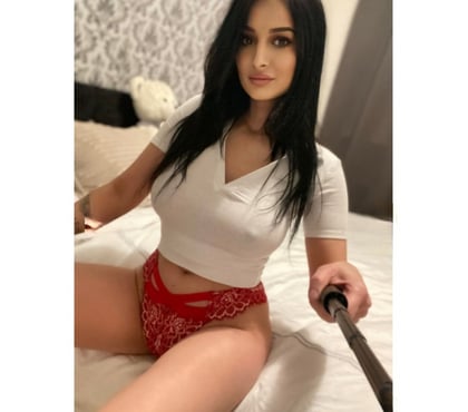 Escorts and Massages Halifax Calderdale - Photos for Hi, I'm Roxana, new in town.