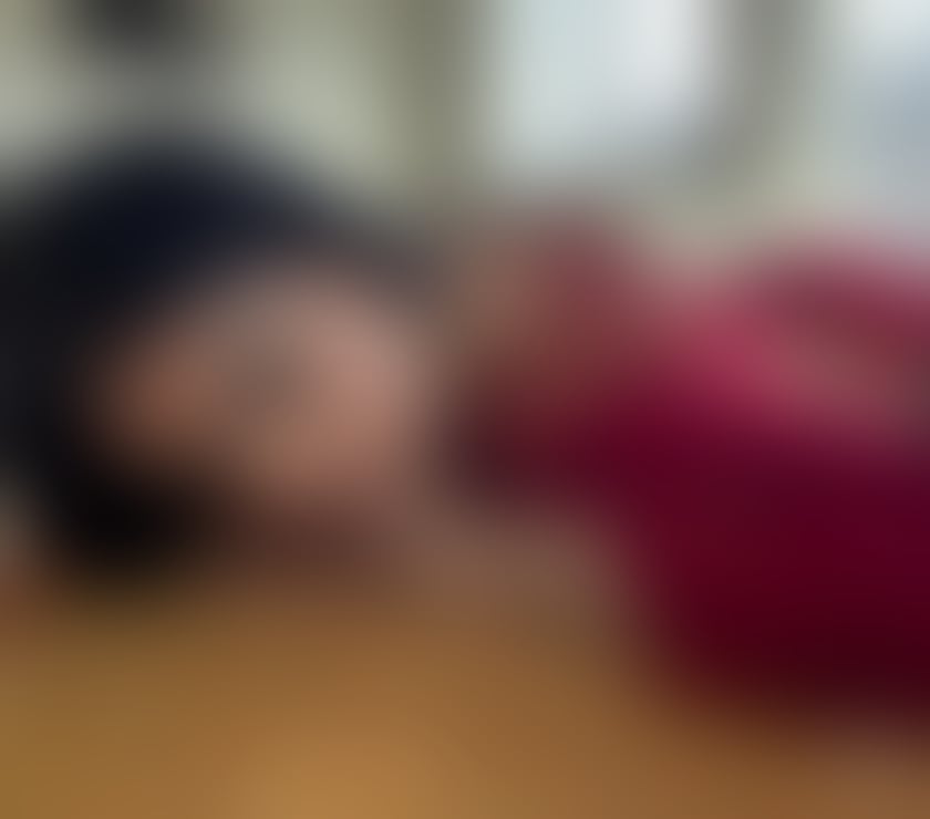 Escort Slough Town Centre Slough - Photos for Emma come back in Slough party 24-7