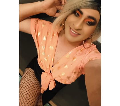 Escort Warrington Town Centre Warrington - Photos for SUZY LADYBOY PORNO⭐️FIRT TIMERS AND CURIOUS