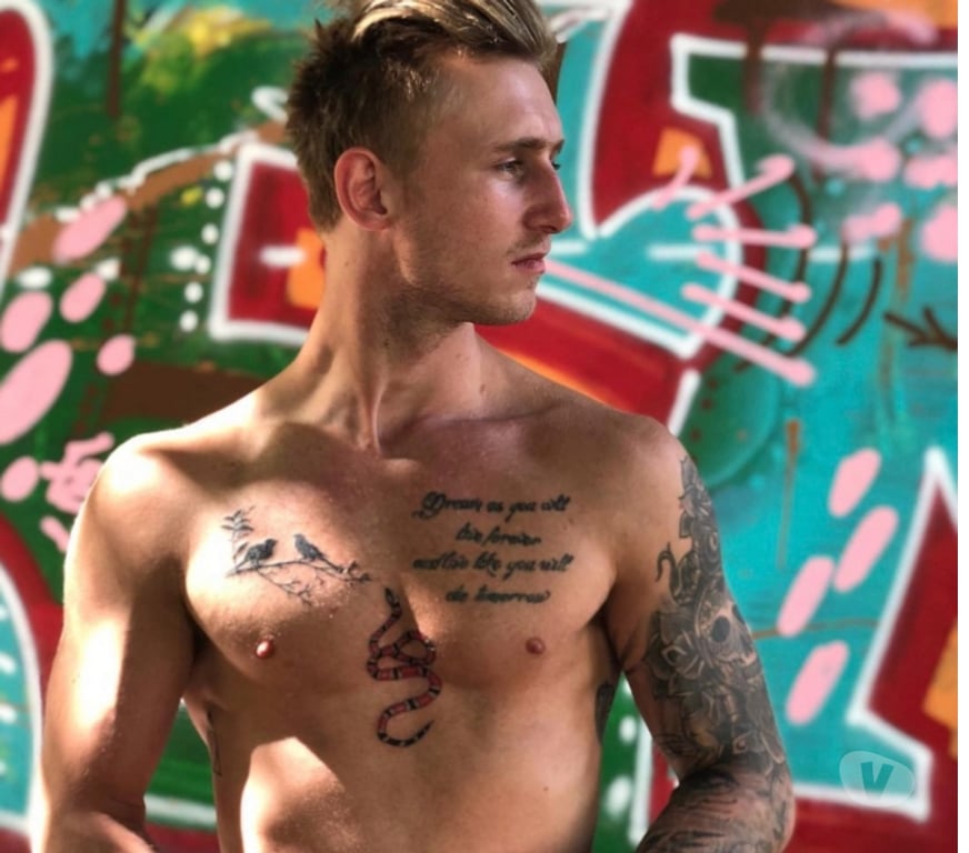 Escorts East Sussex Brighton - Photos for Scandinavian Male Escorte - Tall, Athletic & Discrete