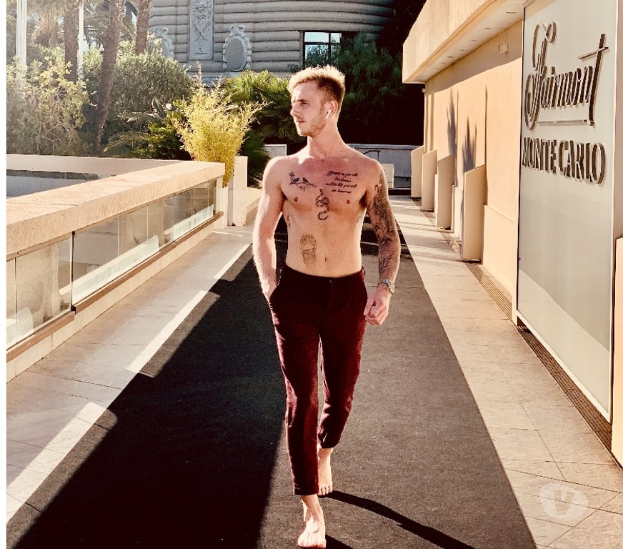 Escorts East Sussex Brighton - Photos for Scandinavian Male Escorte - Tall, Athletic & Discrete