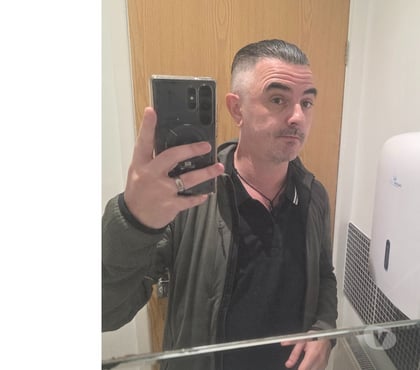  Gay massage Wythenshawe Manchester - Photos for Open minded guy -vanilla to sleaze, your choice!