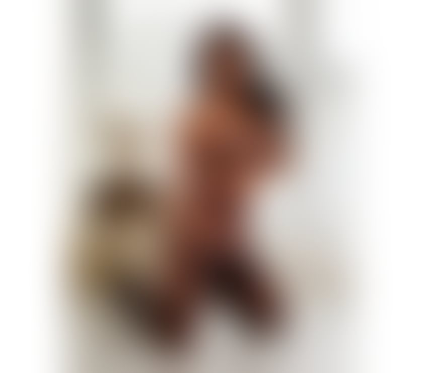 Trans Escorts Glasgow Glasgow City Centre - Glasgow - Photos for ⭐️ SENSATIONAL TANNED BRAZILIAN PRE-OP TS TOP CAMILLE