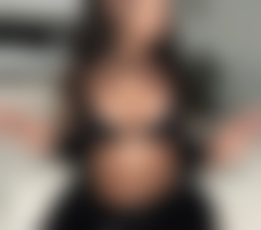 Escorts Stockport Town Centre Stockport - Photos for Heily ONLY outcall NEW IN TOWN PARTY
