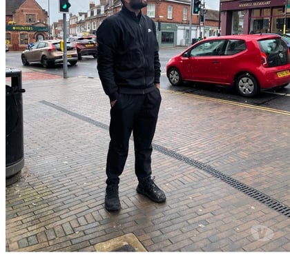 Escorts Broadfield Crawley - Photos for Looking for fun with beautiful like u